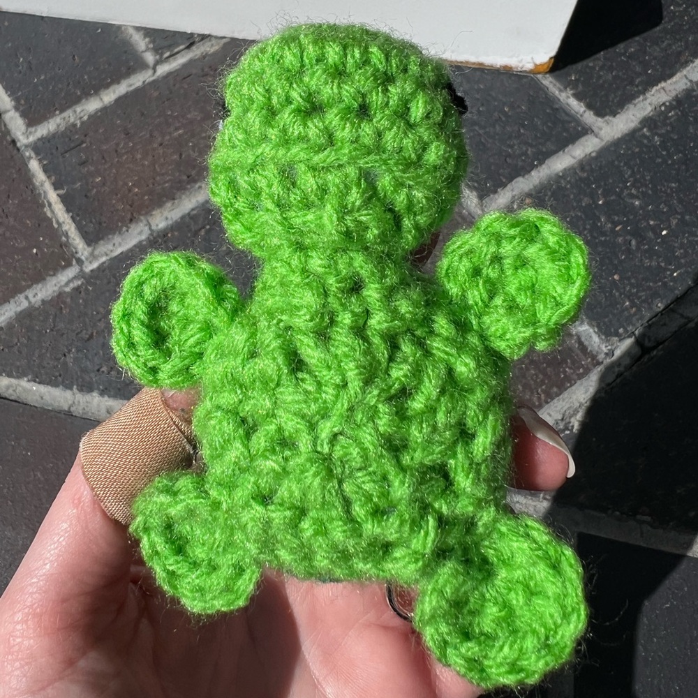 3/$20 Hand Crocheted Baby Sea Turtle Keychain! - Picture 9 of 9
